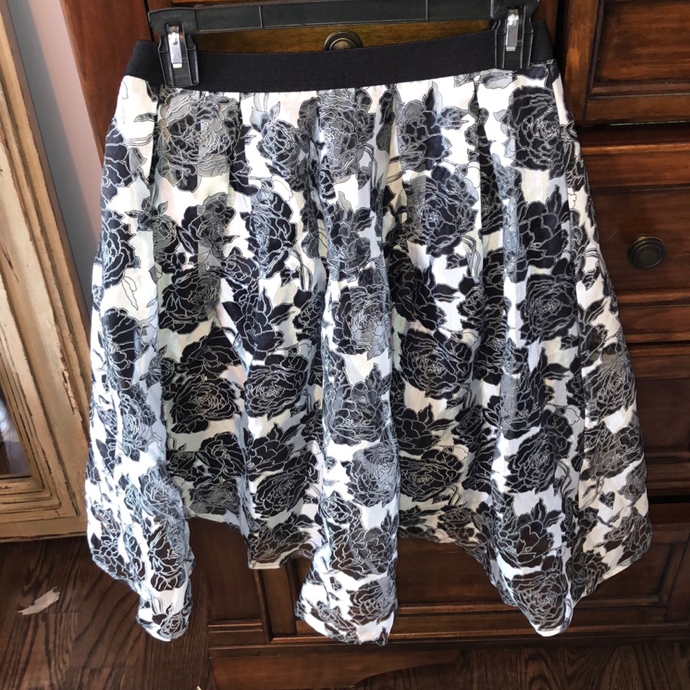 Lush flowy skirt